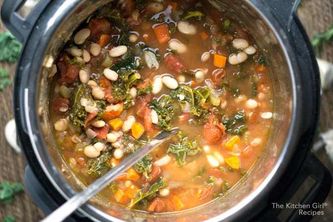 tuscan bean soup.jpeg
